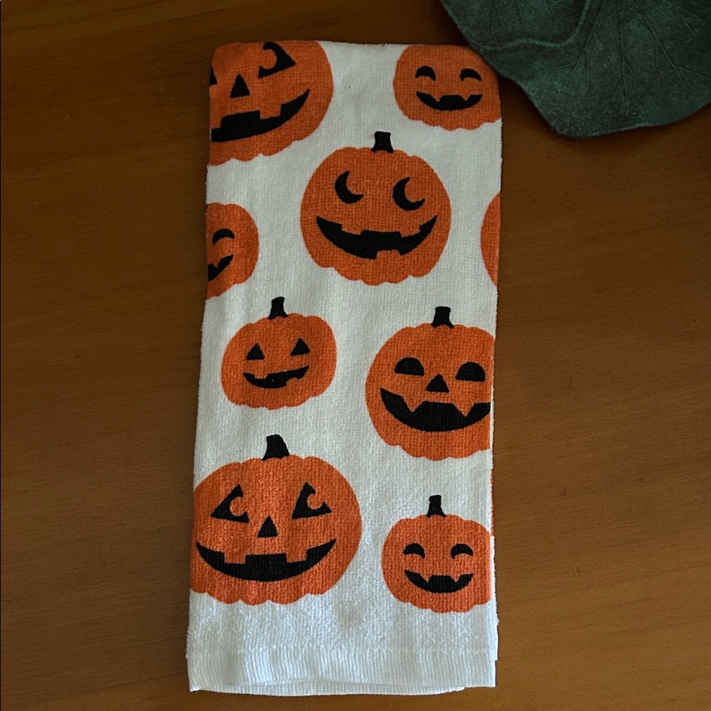 Halloween Pumpkin Print Kitchen Towel